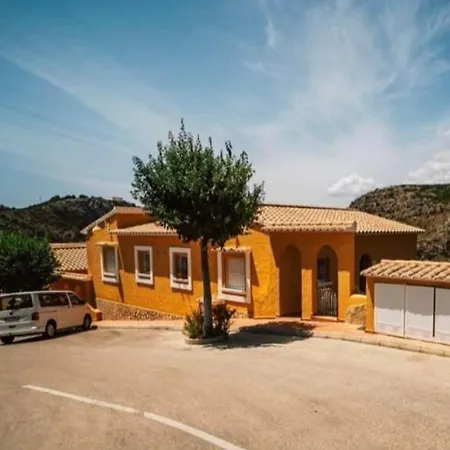Marcella, * Cumbre del Sol